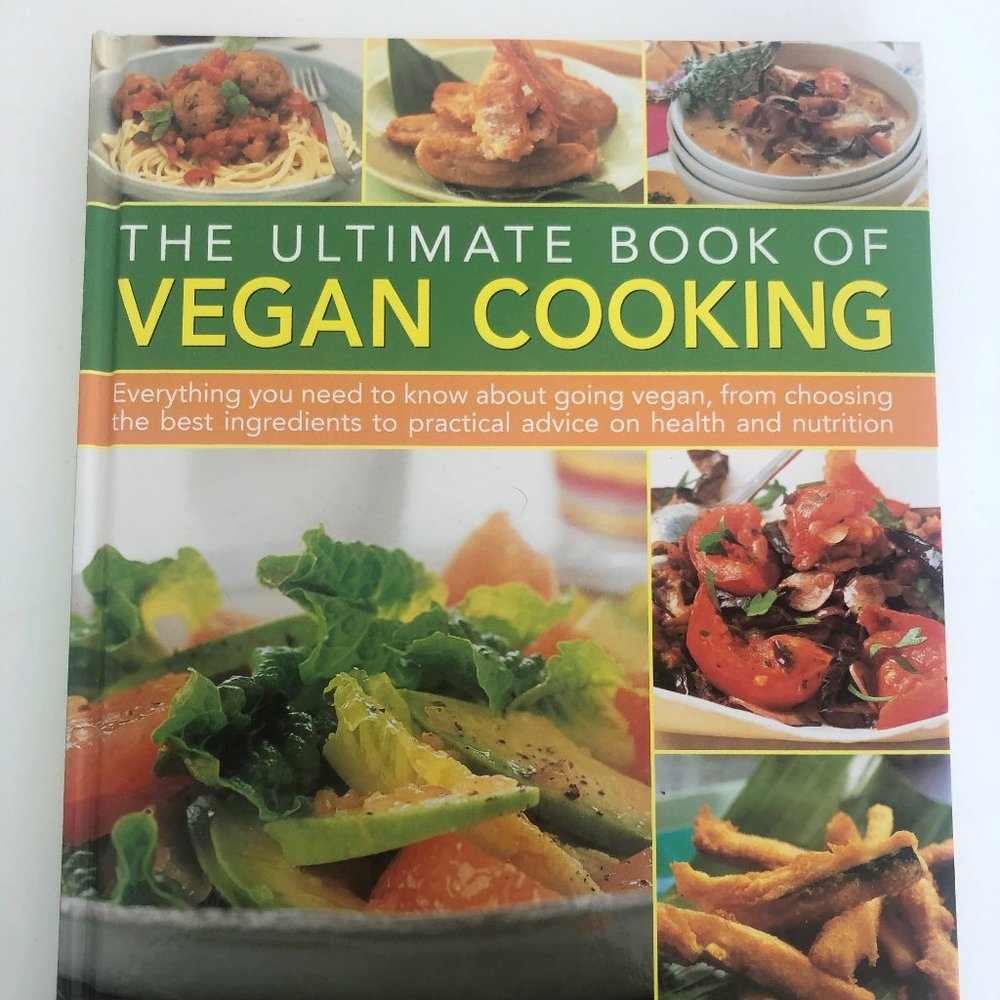 ✨ 2/$20 ✨ Essential Vegan Cookbook